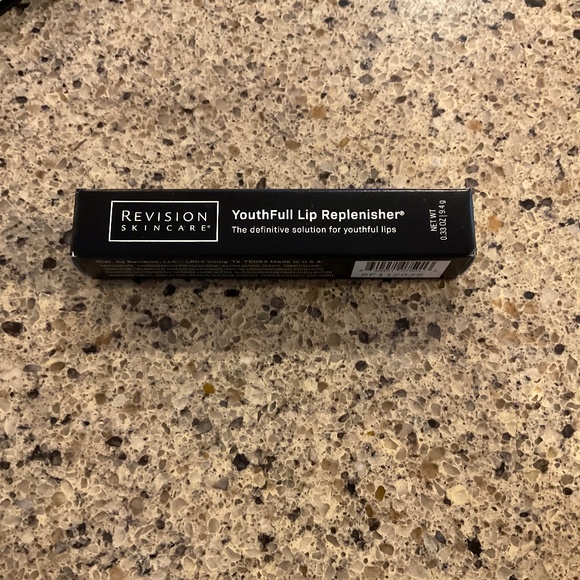 Revision Skincare YouthFull Lip Replenisher®, Moisturizing Lip Plumper - Picture 1 of 1